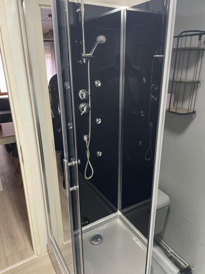 Chez Tikaf Apartment Сен-Клод Екстериор снимка